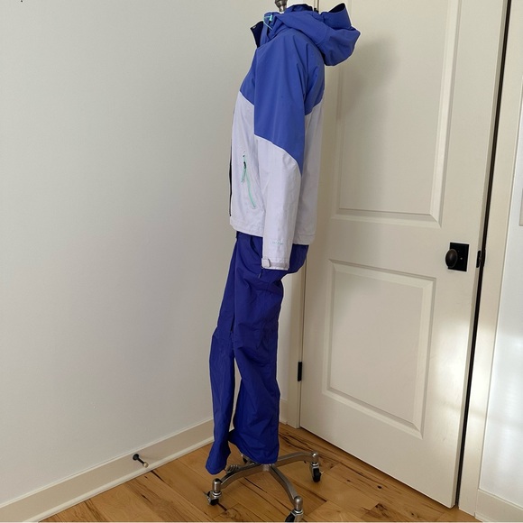 The North Face Purple and Gray Ski Coat and Pants - Size M Jacket - Size S Pants - Picture 7 of 10